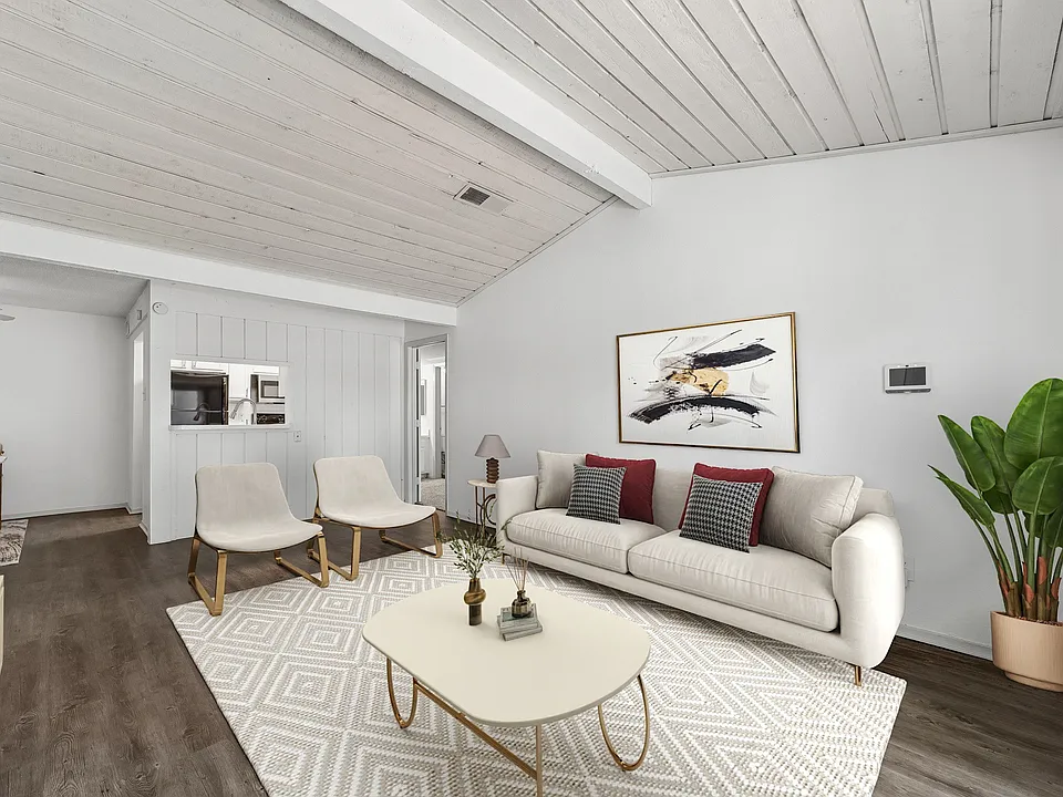 Riverwalk Apartments