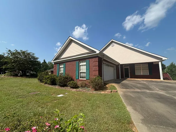 592 Plantation Dr, Andalusia, AL 36421