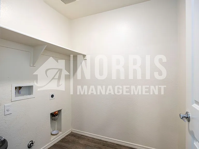 2577 N Agave Ln — Photo 29