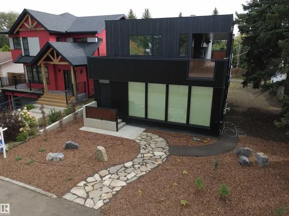8815 142nd St NW, Edmonton, AB T5R 0M3