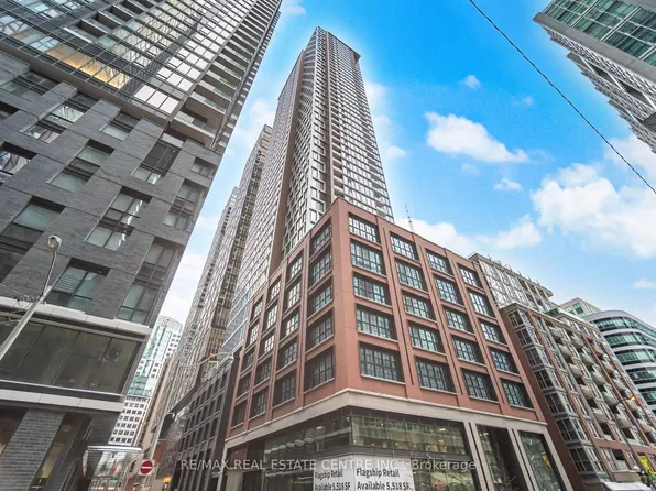 55 Mercer St #509, Toronto, ON M5V 1H2