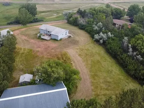 3101 11th St NE, Watford City, ND 58854