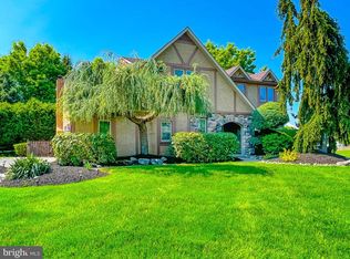 7 Jericho Rd, Holland, PA 18966