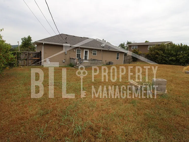 114 Rose Oneill Dr — Photo 11