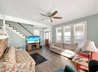 202 S College Ave, Warrensburg, MO 64093