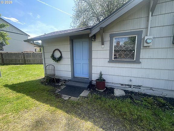 3rd image of 3621 E Amazon Dr