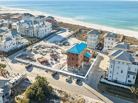 4th image of 15 W Lupin Beach Dr