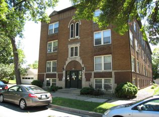 2276 Highland Pkwy #1, Saint Paul, MN 55116