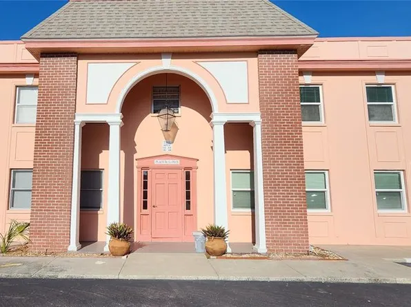 7011 Place De La Paix APT 2B, South Pasadena, FL 33707