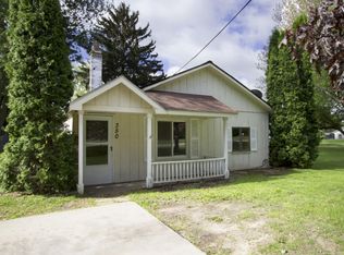 350 E Muskegon St, Cedar Springs, MI 49319