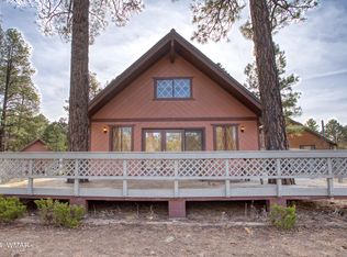 2121 Indian Trl, Overgaard, AZ 85933