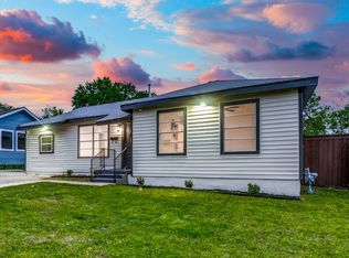 738 SE 3rd St, Grand Prairie, TX 75051