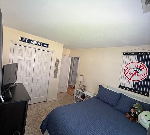 5th image of 9005 Castle Point Dr