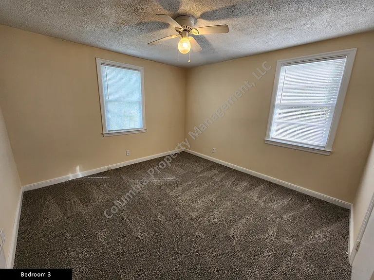 1305 Pine St — Photo 2