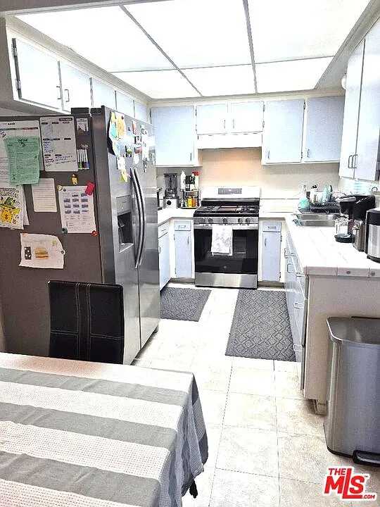 1 bed, 1.0 bath, 646 sqft, $1,950 — Photo 1