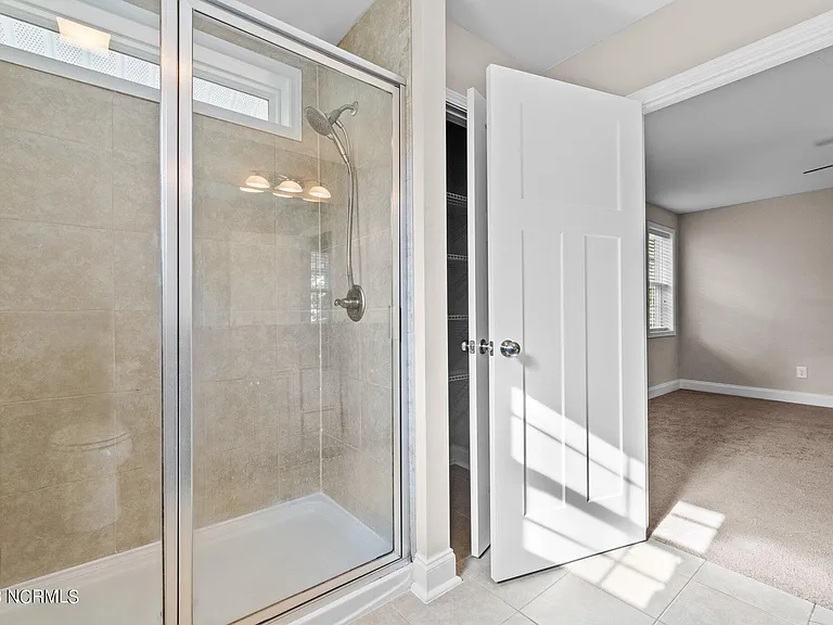 290 Adams Cir — Photo 28