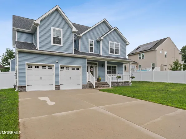 4 Harpoon Drive, Barnegat, NJ 08005
