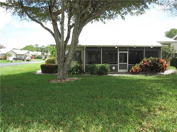 Home For Sale In Cameo Woods