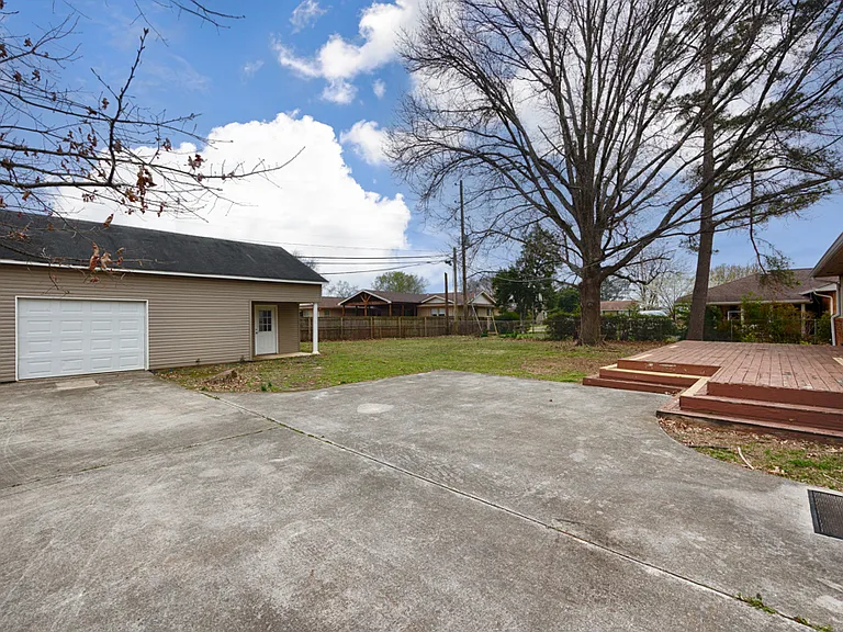 607 Bob Wallace Ave SW — Photo 4