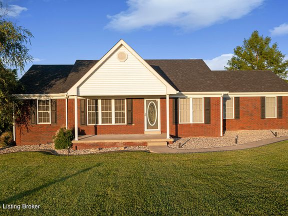 2nd image of 208 Autumn Dr