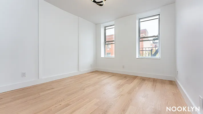 Rented by Nooklyn NYC LLC | media 17
