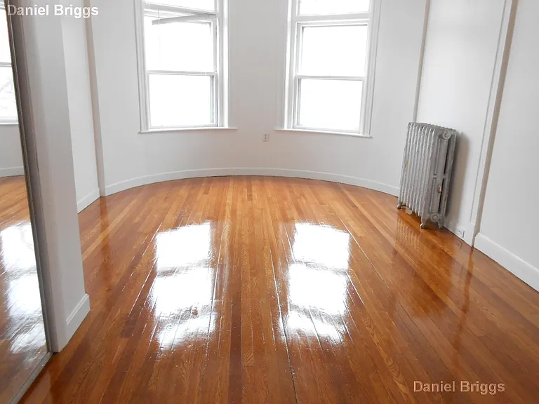 1905 Beacon St #3F — Photo 6