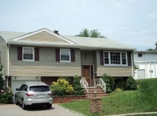 1170 Reeves Ter, Union, NJ 07083