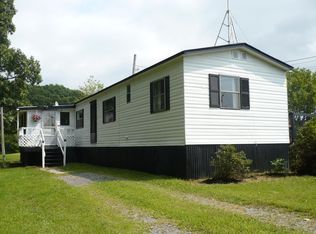 1446 White Cloud Rd, Leechburg, PA 15656