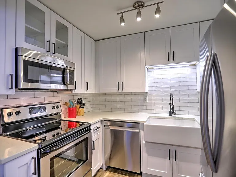 4266 Roswell Rd NE #K1 — Photo 2