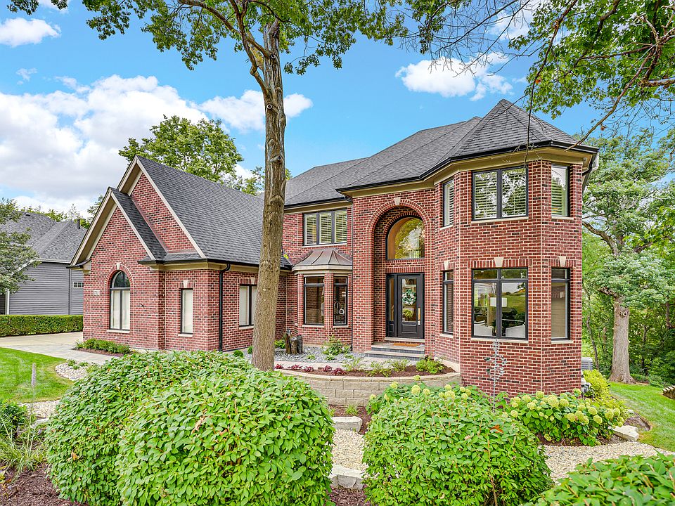 1st image of 731 Reserve Ct