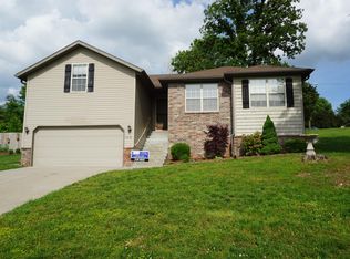 1218 S Solaira St, Ozark, MO 65721