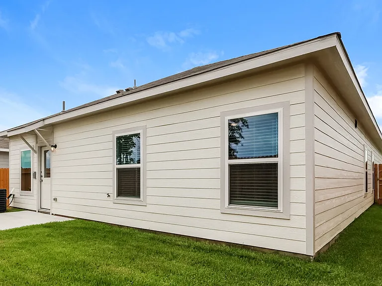 15648 Plum Brook Dr — Photo 19