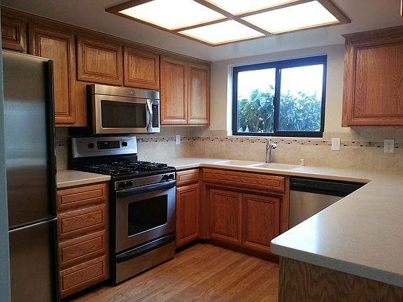 4th image of 5912 Oakbrook Dr