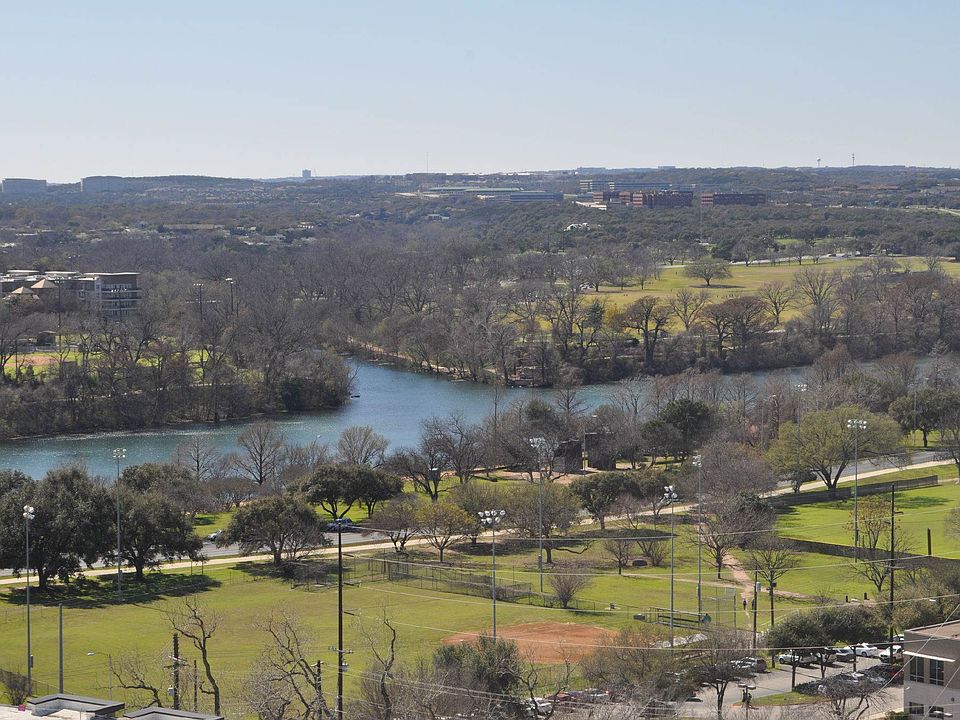 Lady Bird Lake & Zilker Park View