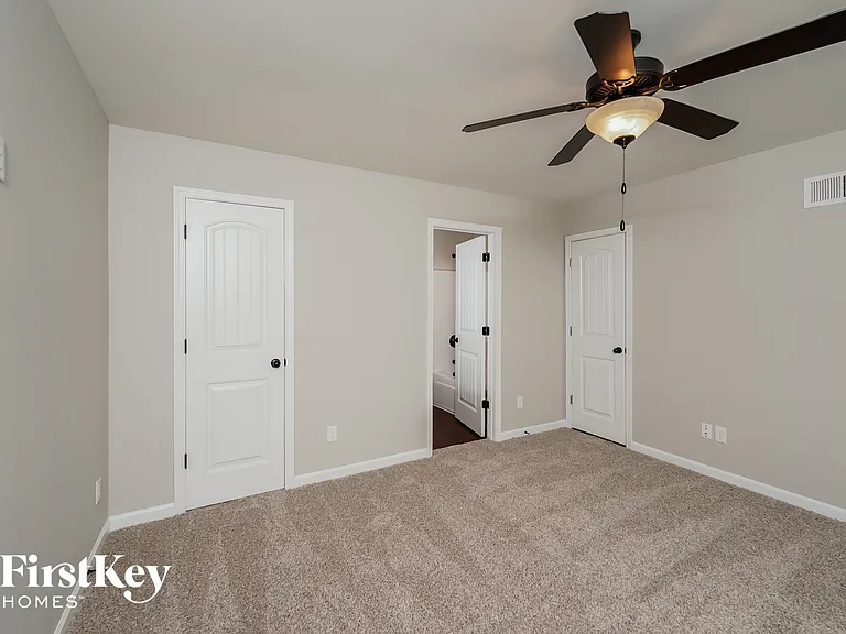 125 Ridgefield Ln — Photo 6
