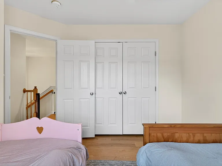 2417 Abington Dr — Photo 33