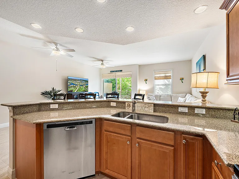 12695 SE Old Cypress Dr — Photo 11