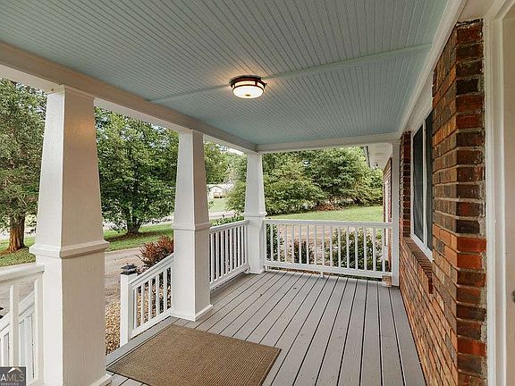 5th image of 391 Gober Rd
