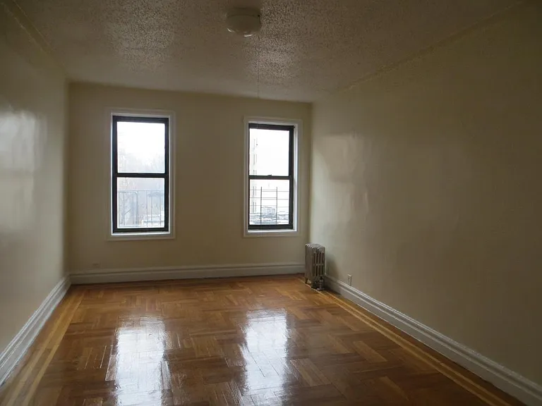 20' Living Room