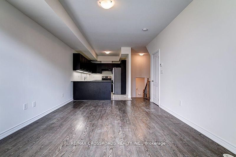Toronto Townhouse for rent - 2 Bedrooms — photo 10