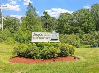 15 Steeple Chase Dr #15, Hampstead, NH 03841