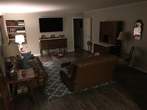 5th image of 3608 Evergreen Dr