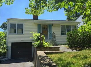 105 West Ave, Darien, CT 06820
