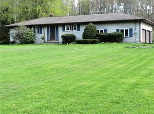 6404 Stewart Sharon Rd, Hubbard, OH 44425