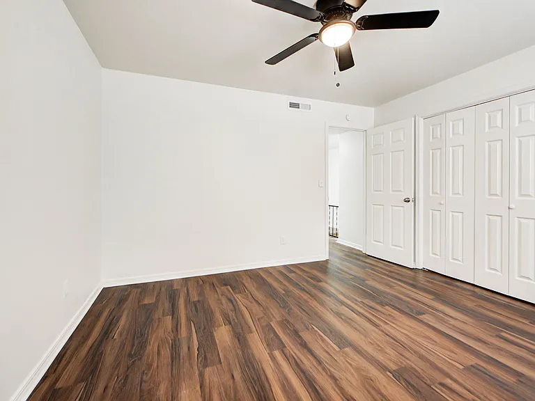 2112 Melrose Dr #1 — Photo 21