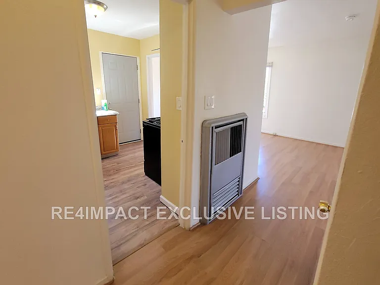 1257 E 34th St — Photo 5