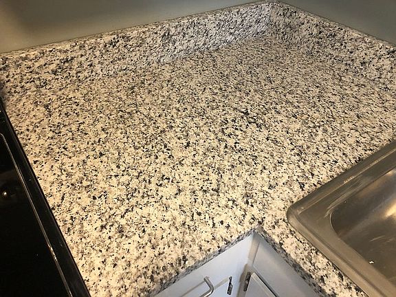 New Granite Countertops 