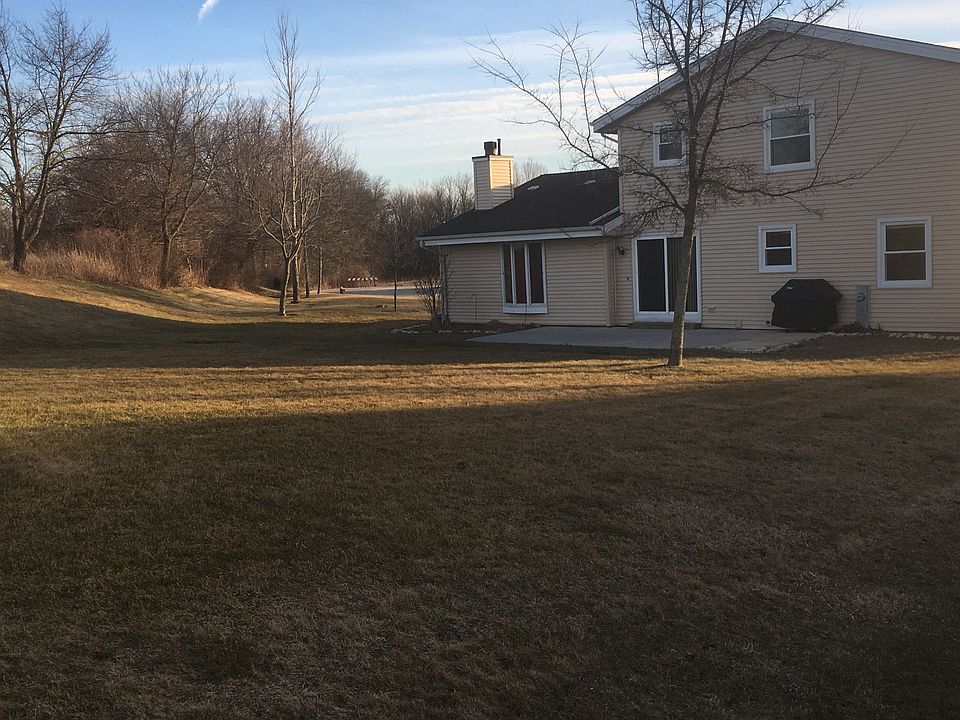 2nd image of 10018 S Hillview Ave