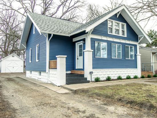 1611 Sheridan ROAD, Kenosha, WI 53140