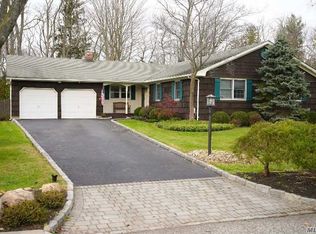 81 Woodland Rd, Miller Place, NY 11764